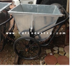 Xe gom rác bằng tôn 400 lít